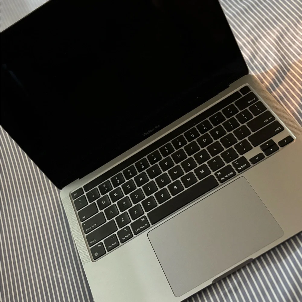 Apple MacBook Pro'13 (2021)